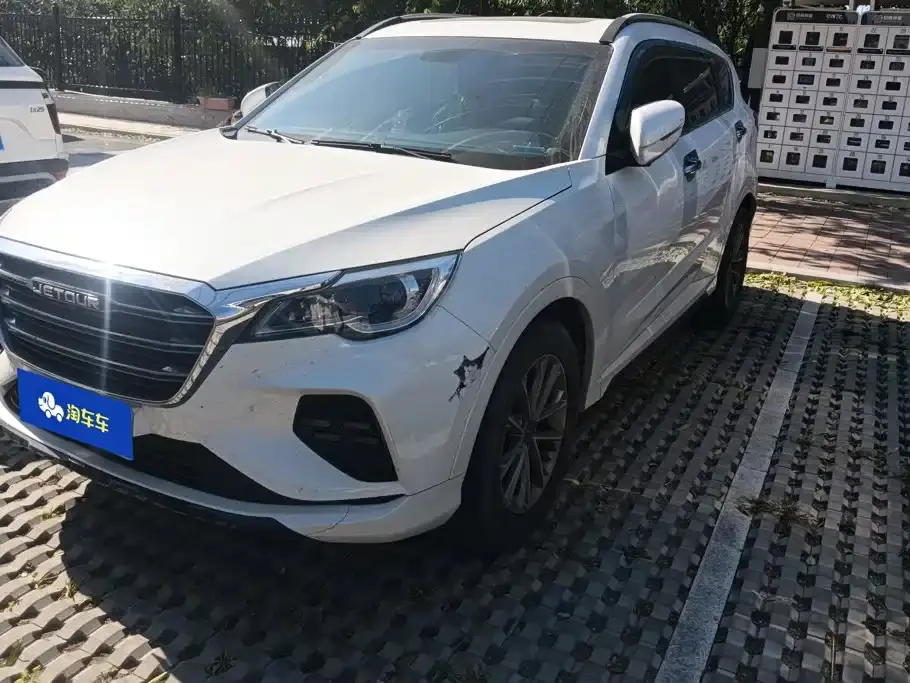 Jetour X70 1.5T DCT Joy 5-seater 2020