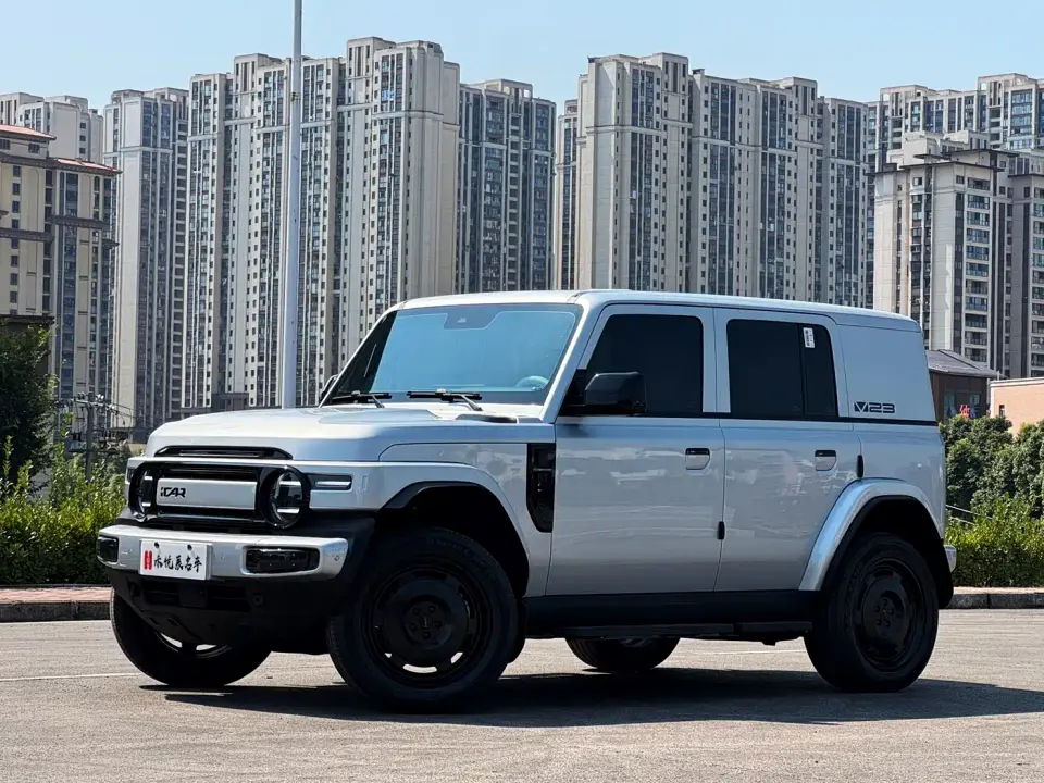 iCar V23 FWD Premium Model 2025