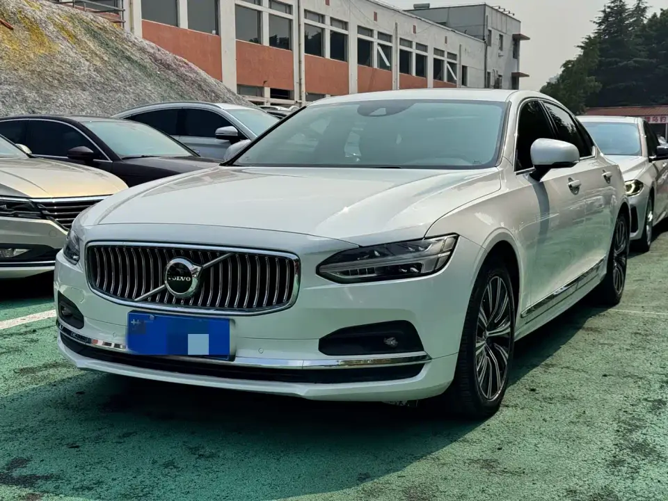 Volvo S90 Model B5 Inscription Luxury Edition 2020