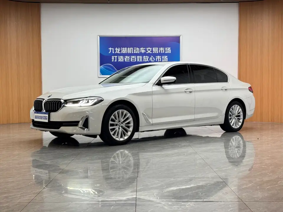 BMW 5 Series 525Li M Sport Package 2022