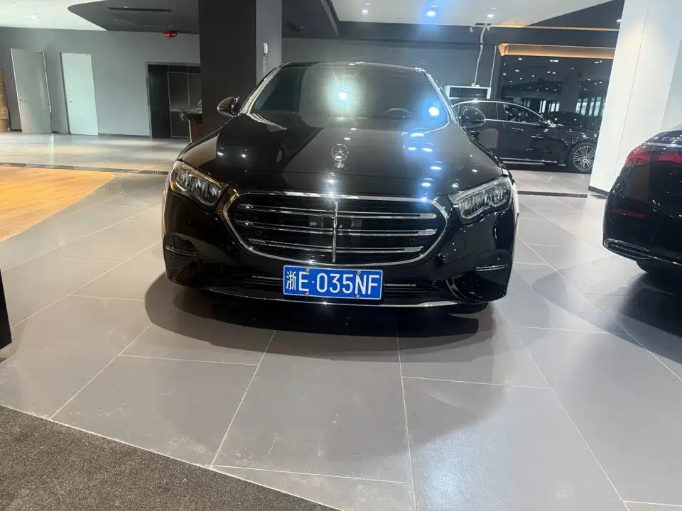 Mercedes-Benz E-Class Model E 260 L 2024