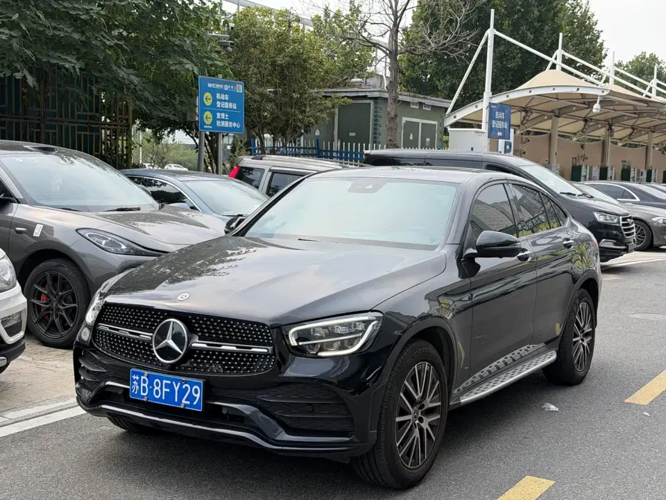 Mercedes-Benz GLC Coupe GLC 300 4MATIC Coupe SUV 2021