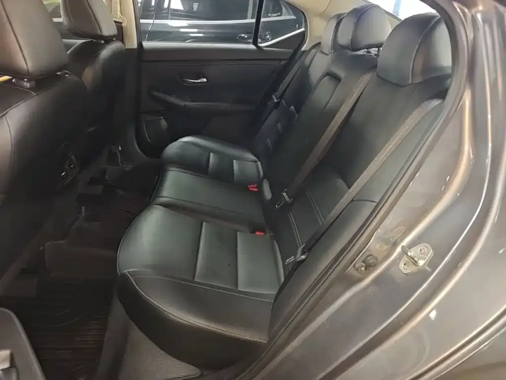 Nissan Sylphy 1.6L XL CVT Joy Edition 2020 — фото 16