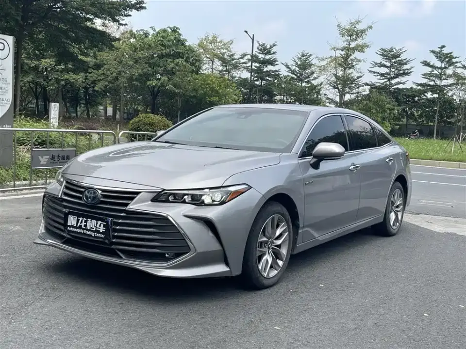 Toyota Avalon Hybrid 2.5L Luxury Edition China VI 2021
