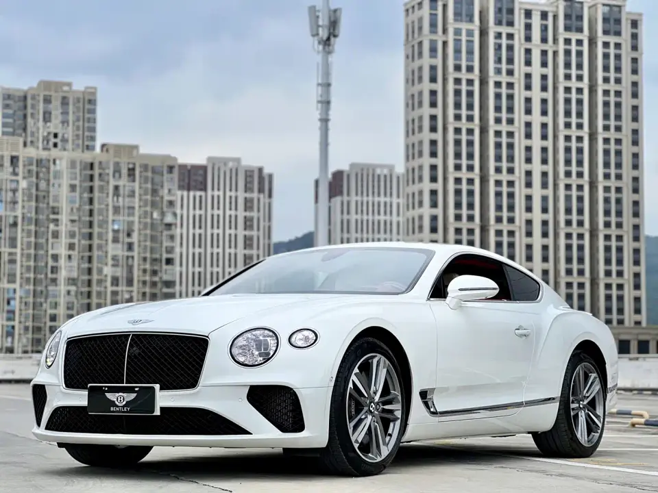 Bentley Continental 4.0T GT V8 2024