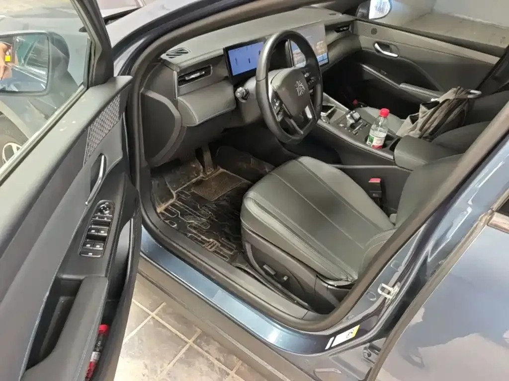 BYD Qin PLUS DM-i Smart Drive Edition 120KM Surpassing Type 2025 — фото 15