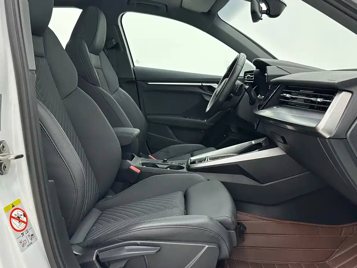 Audi A3 A3L Limousine 35 TFSI Style Elegance 2022 — фото 9