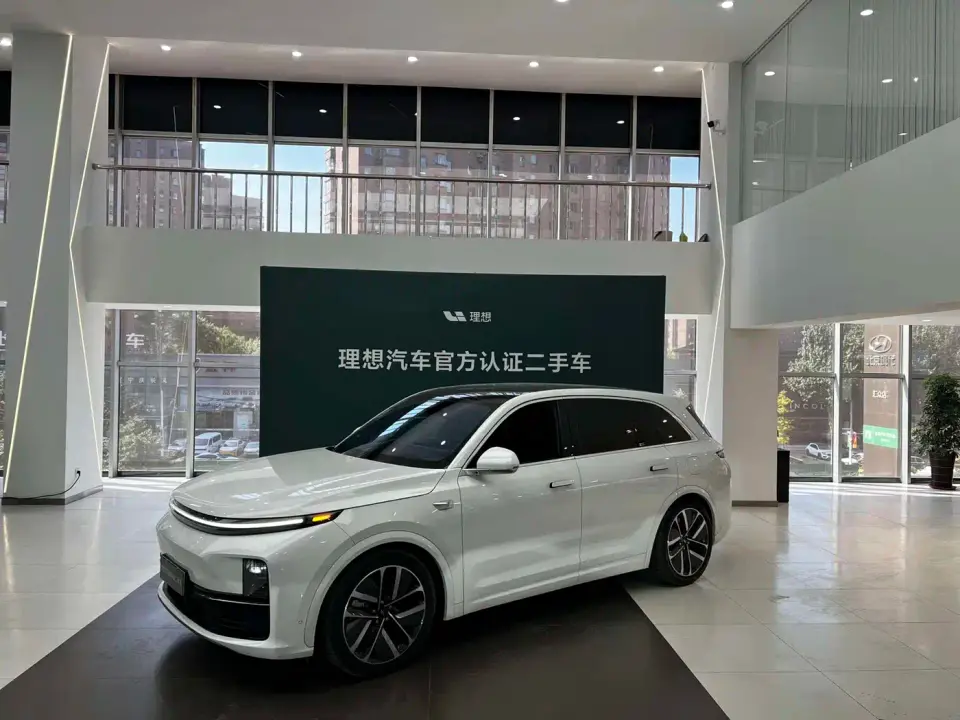 Li Auto Li L8 Pro 2023