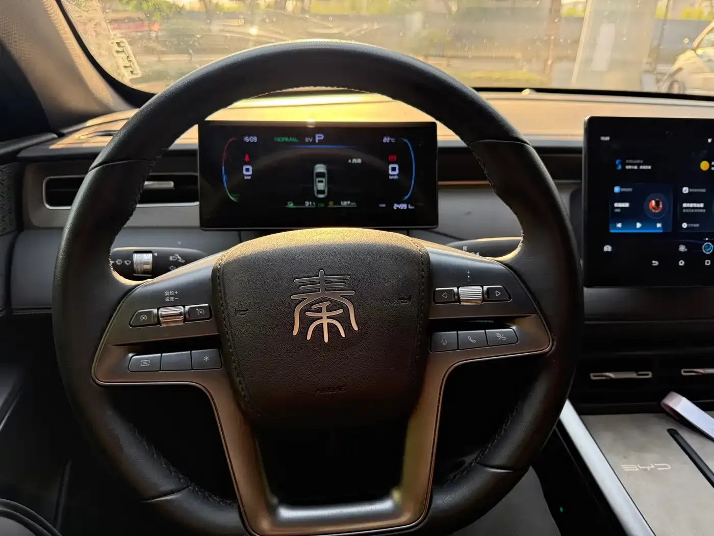 BYD Qin PLUS DM-i 128KM Progressive 2026 — фото 10