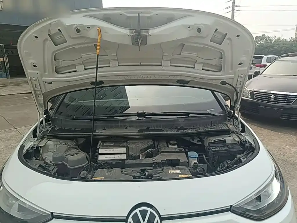 Volkswagen ID.3 Smart Pure Intelligent Edition 2025 — фото 19