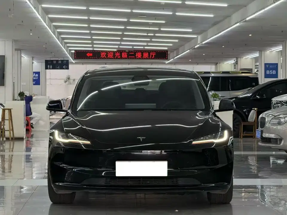 Tesla Model 3 Rear-Wheel Drive 2024