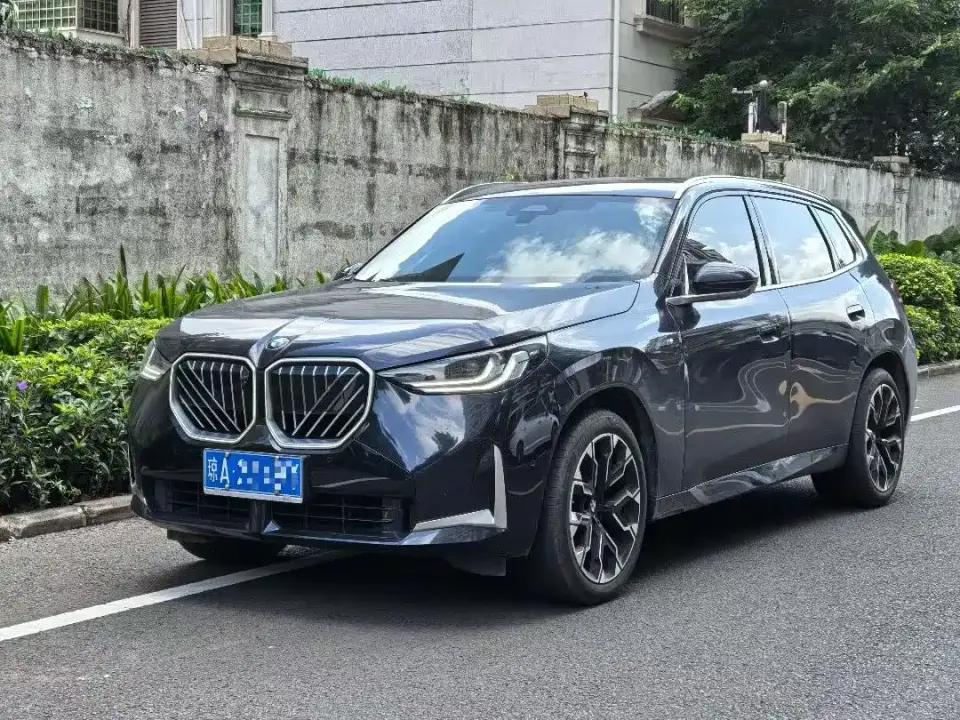 BMW X3 xDrive30L Leading M Sport Package 2025