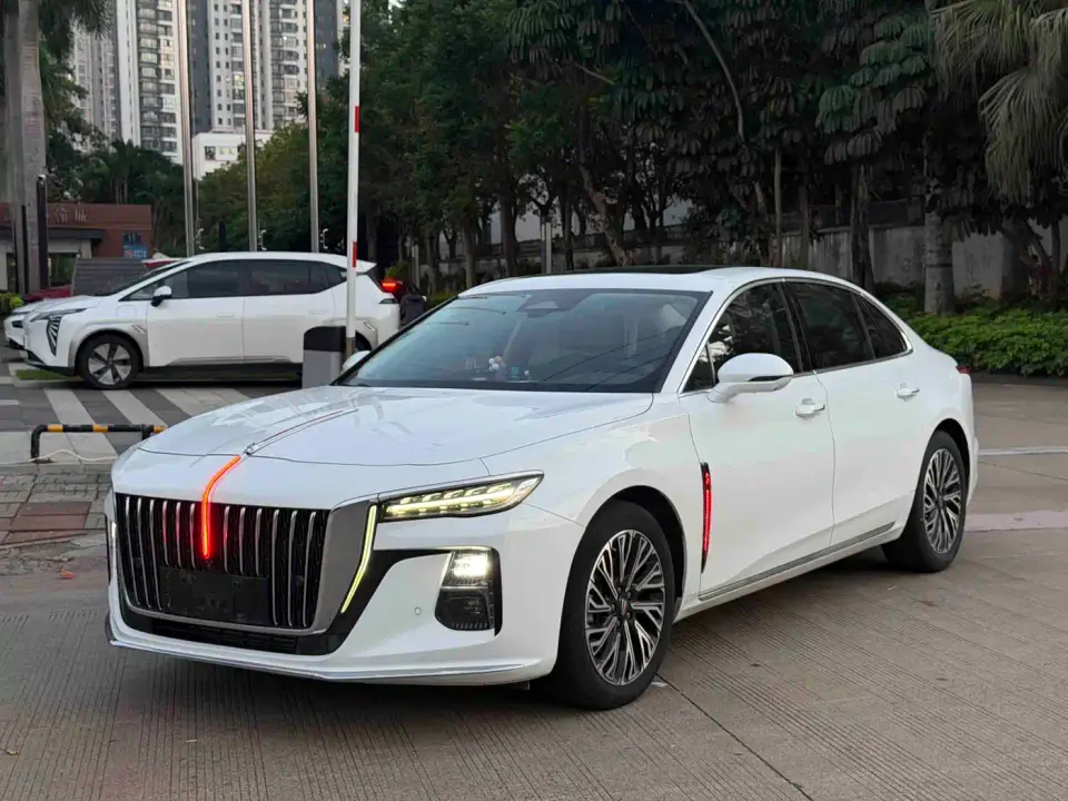 Hongqi H5 2.0T Auto Smart Connect Flag Comfort 2023
