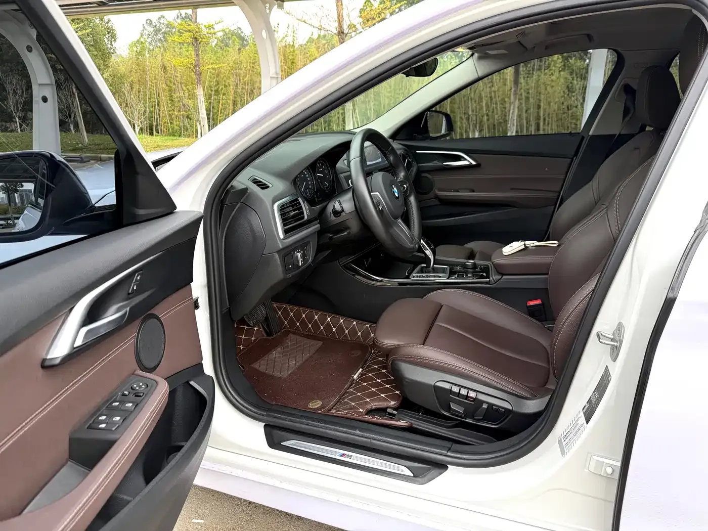 BMW 1 Series Model 120i M Sport Package 2020 — фото 8