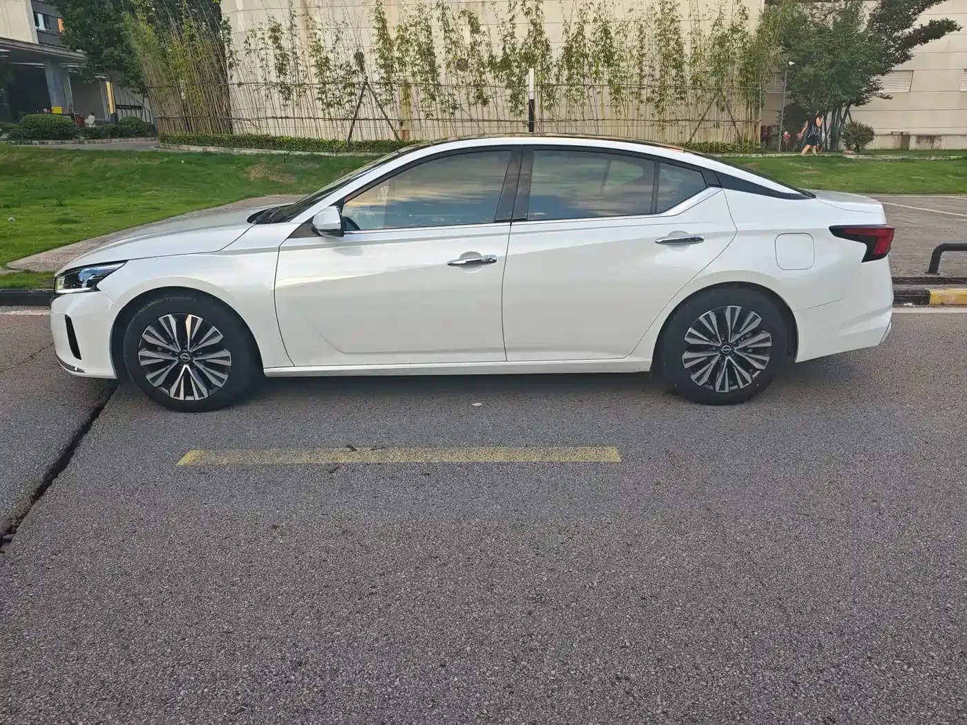 Nissan Teana 2.0L XL-TLS Comfort Edition 2023 — фото 4