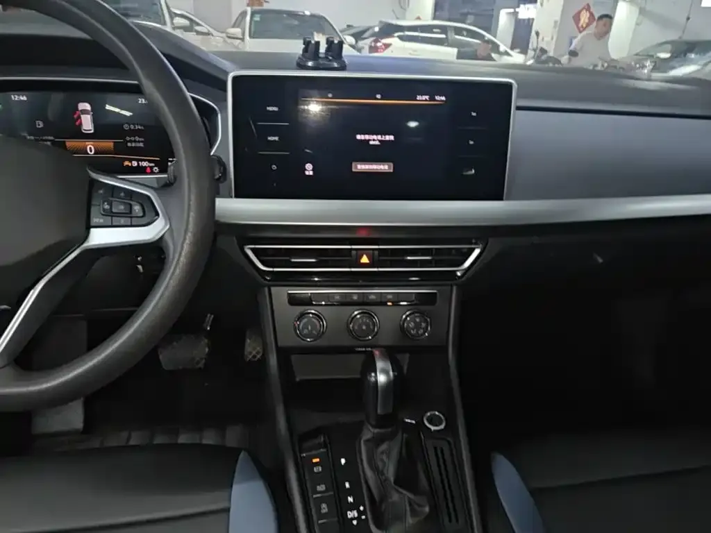Volkswagen Lavida Model 1.5L Automatic Delight Edition 2024 — фото 12