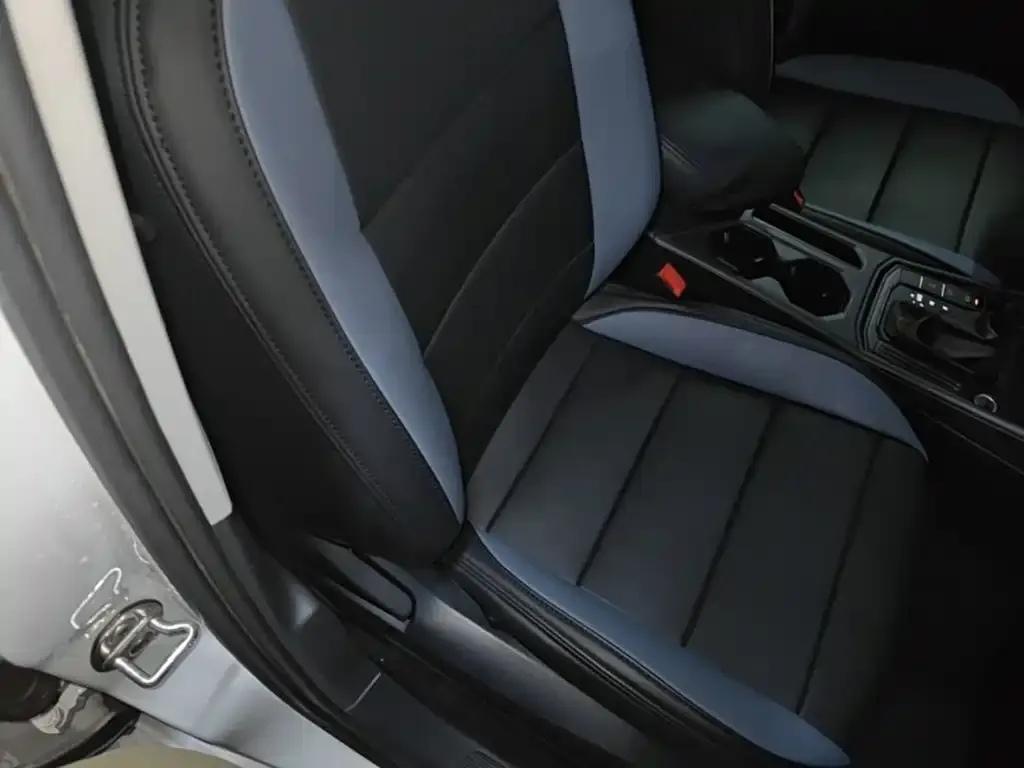 Volkswagen Lavida Model 1.5L Automatic Delight Edition 2024 — фото 24