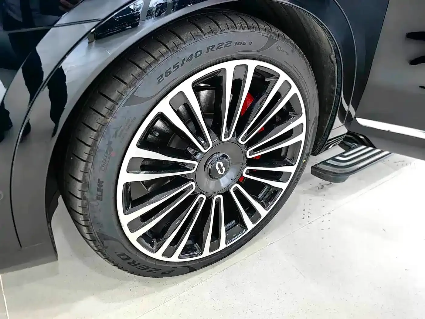 AITO Wenjie AITO M9 Extended Range Ultra 52kWh 4-Seater 2025 — фото 13