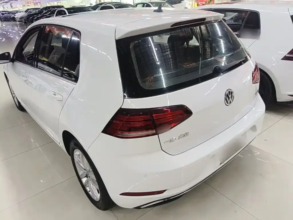 Volkswagen Golf 1.6L Auto Comfort (China V) 2019 — фото 4