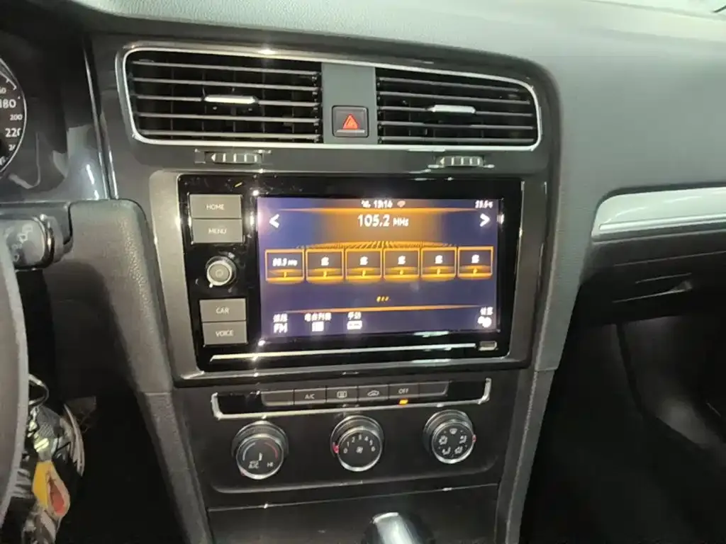 Volkswagen Golf 1.6L Auto Comfort (China V) 2019 — фото 12