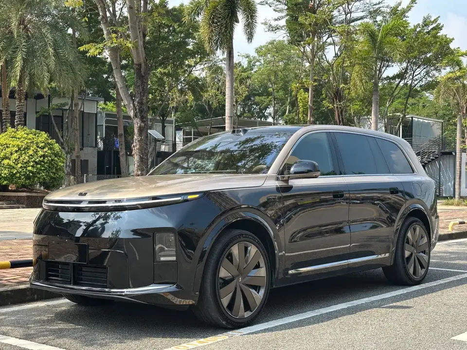 Li Auto Li Xiang L9 Base Model 2026