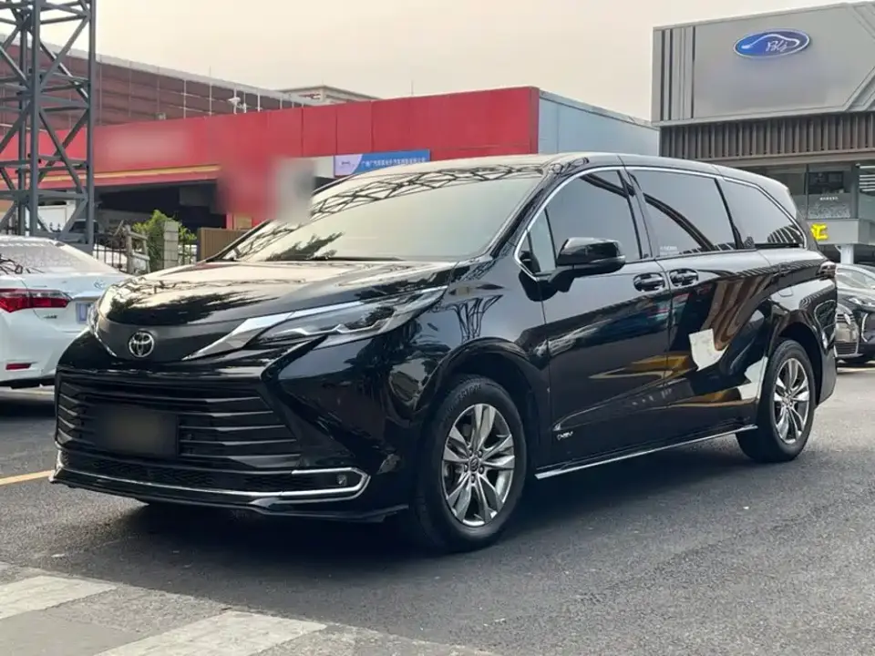 Toyota Sienna 2.5L Hybrid Comfort Edition 2024
