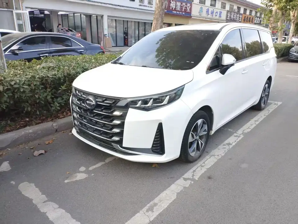 GAC Trumpchi M6 270T DCT Luxury Edition (7-Seater) 2021