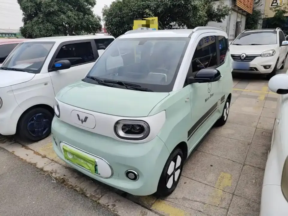 Wuling Motors Hongguang MINIEV 3rd Gen 215km Advanced 2024