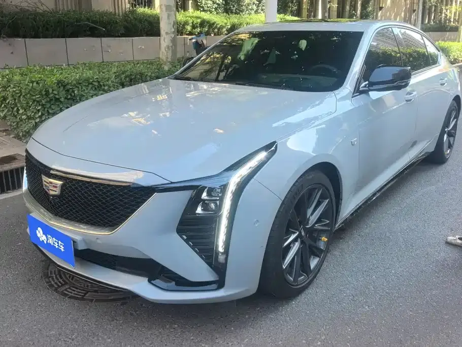 Cadillac CT5 28T Platinum Edition 2024