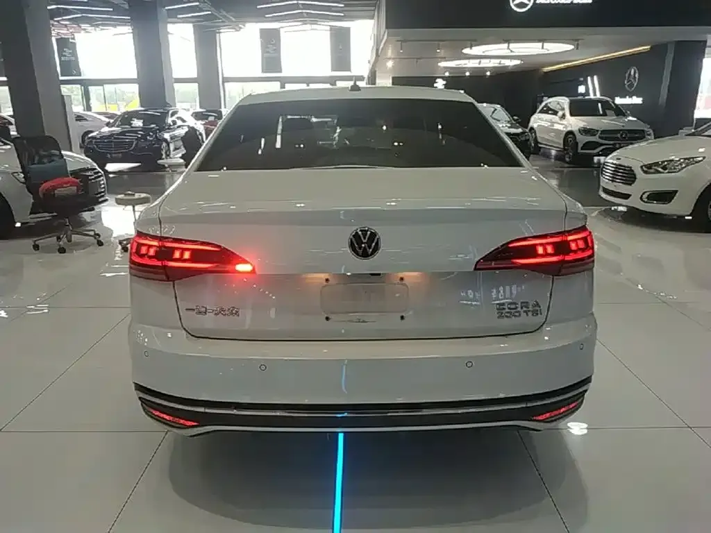 Volkswagen Bora 200TSI DSG Yuexing PRO Edition 2022 — фото 5