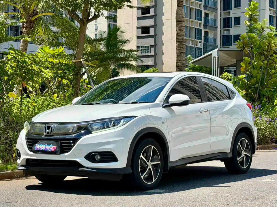 Honda Vezel 1.5L CVT Phantom Night Pioneer Edition 2022
