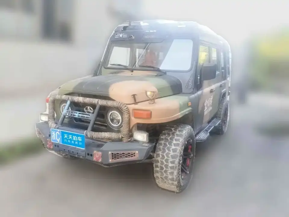 BAW (Beijing Automobile Works) 212 Classic 2.4T Square Door Hardtop 2021