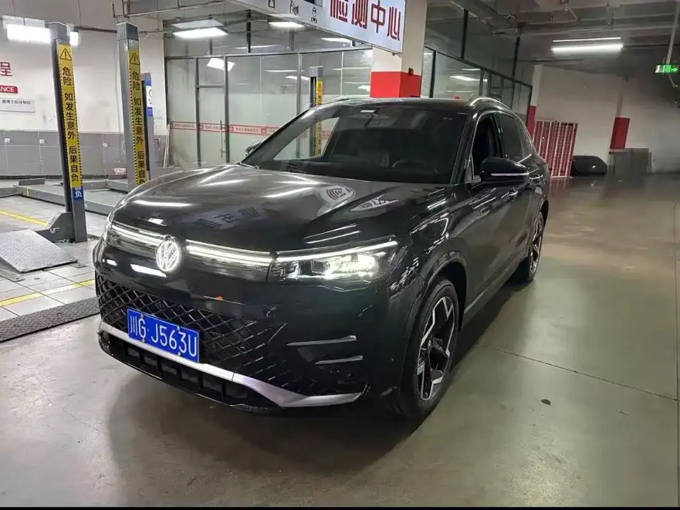 Volkswagen Tiguan L PRO 380TSI FWD R-Line Smart Leader Edition 2026