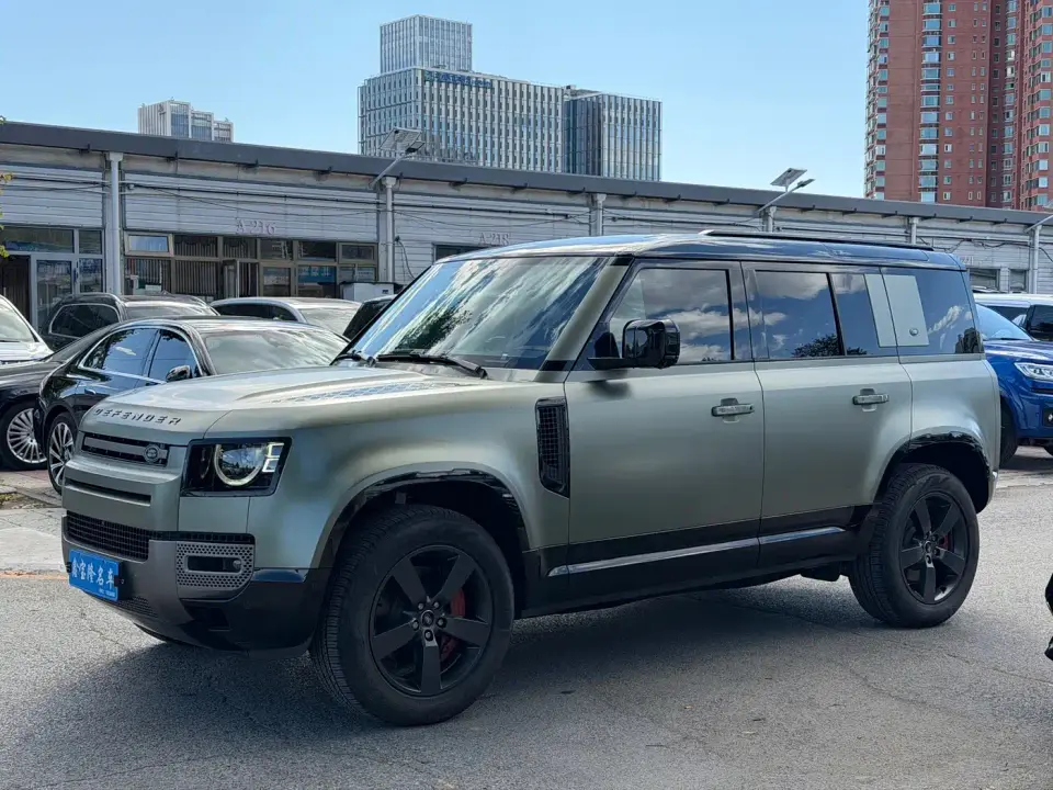 Land Rover Defender 110 3.0T P400 X-DYNAMIC HSE 2024