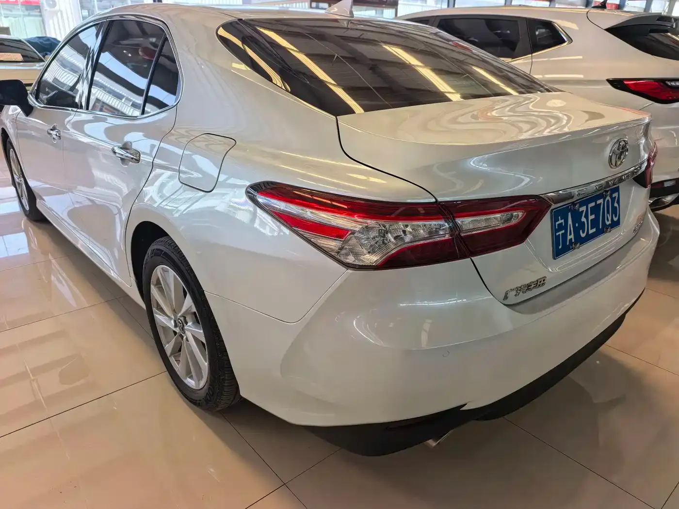 Toyota Camry 2.0G Luxury Edition 2022 — фото 4