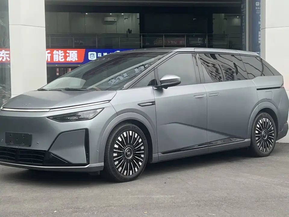 XPeng X9 Extended Range Edition 2025