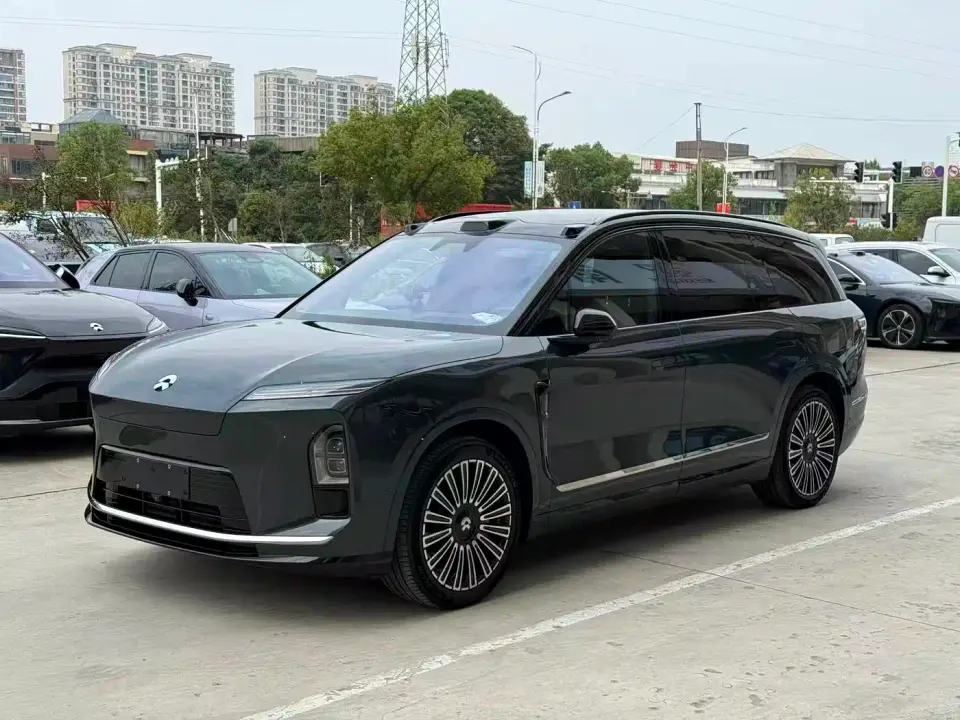 NIO ES8 Model 6-Seat Executive Luxury Edition 2025