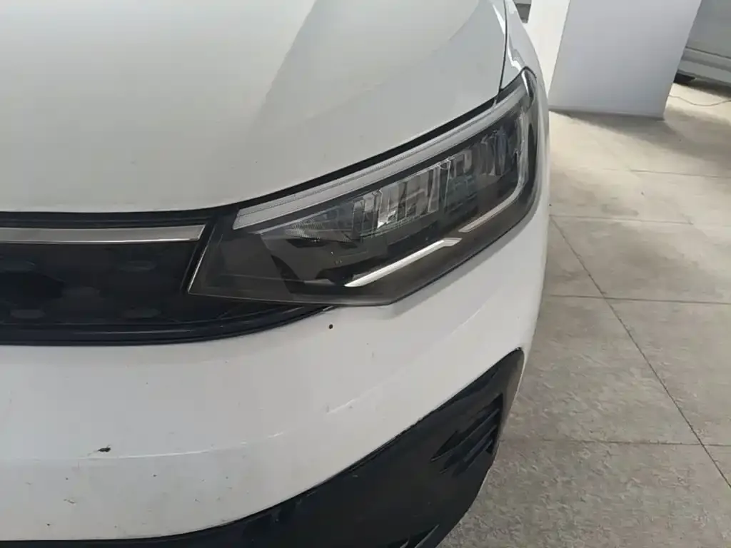 Volkswagen Lavida New Edge 1.5L Outstanding New Ease 2025 — фото 23
