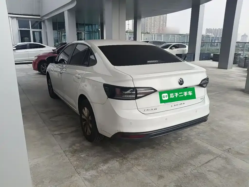 Volkswagen Lavida New Edge 1.5L Outstanding New Ease 2025 — фото 4