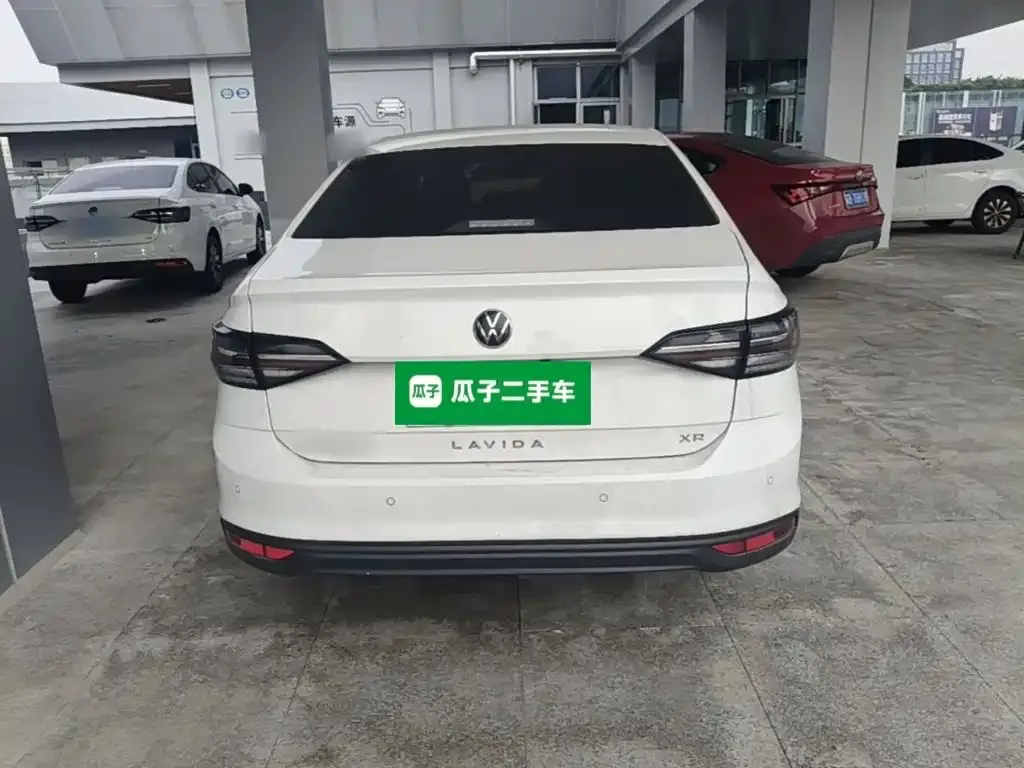 Volkswagen Lavida New Edge 1.5L Outstanding New Ease 2025 — фото 5