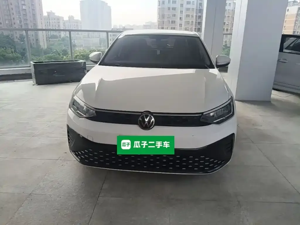 Volkswagen Lavida New Edge 1.5L Outstanding New Ease 2025 — фото 2