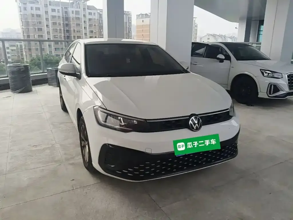 Volkswagen Lavida New Edge 1.5L Outstanding New Ease 2025 — фото 3