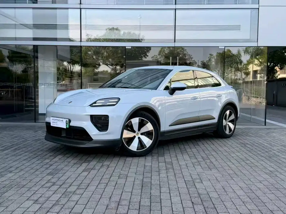Porsche Macan EV Macan 4 2025