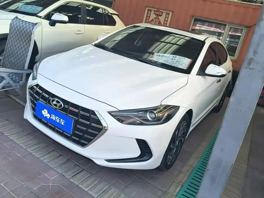Hyundai Elantra 1.5L CVT Smart Style·Luxury 2020