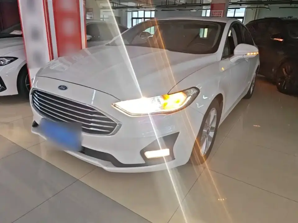 Ford Mondeo EcoBoost 180 Smart Control Fashion China VI 2020