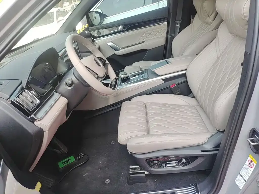 BYD Tang New Energy DM-i 115KM Cloud Chariot Flagship 2024 — фото 14