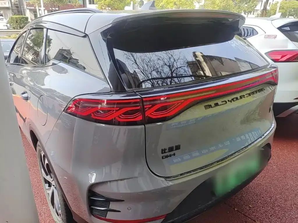 BYD Tang New Energy DM-i 115KM Cloud Chariot Flagship 2024 — фото 4