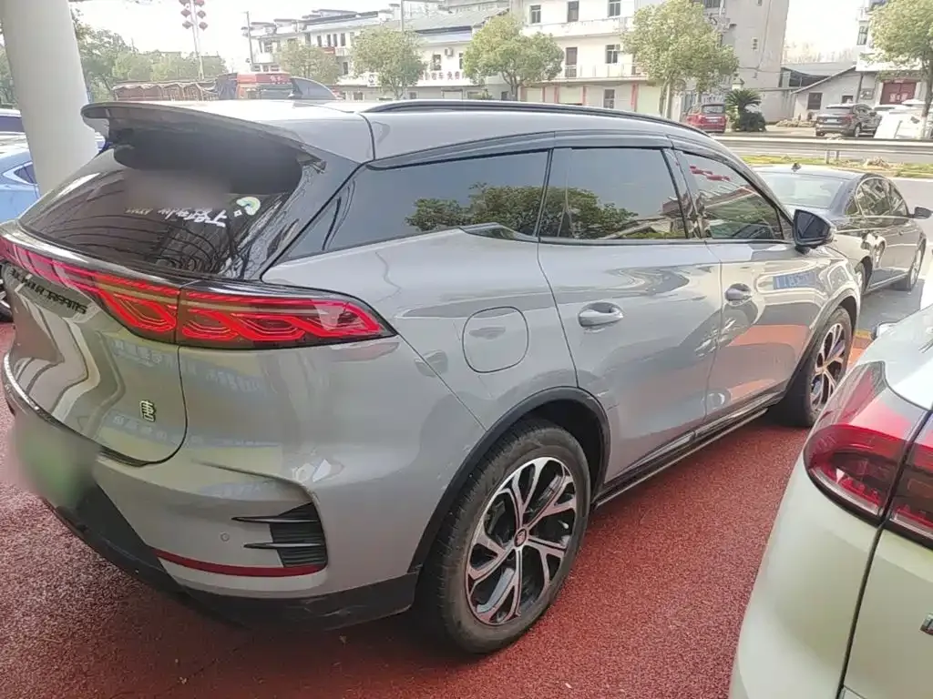 BYD Tang New Energy DM-i 115KM Cloud Chariot Flagship 2024 — фото 6