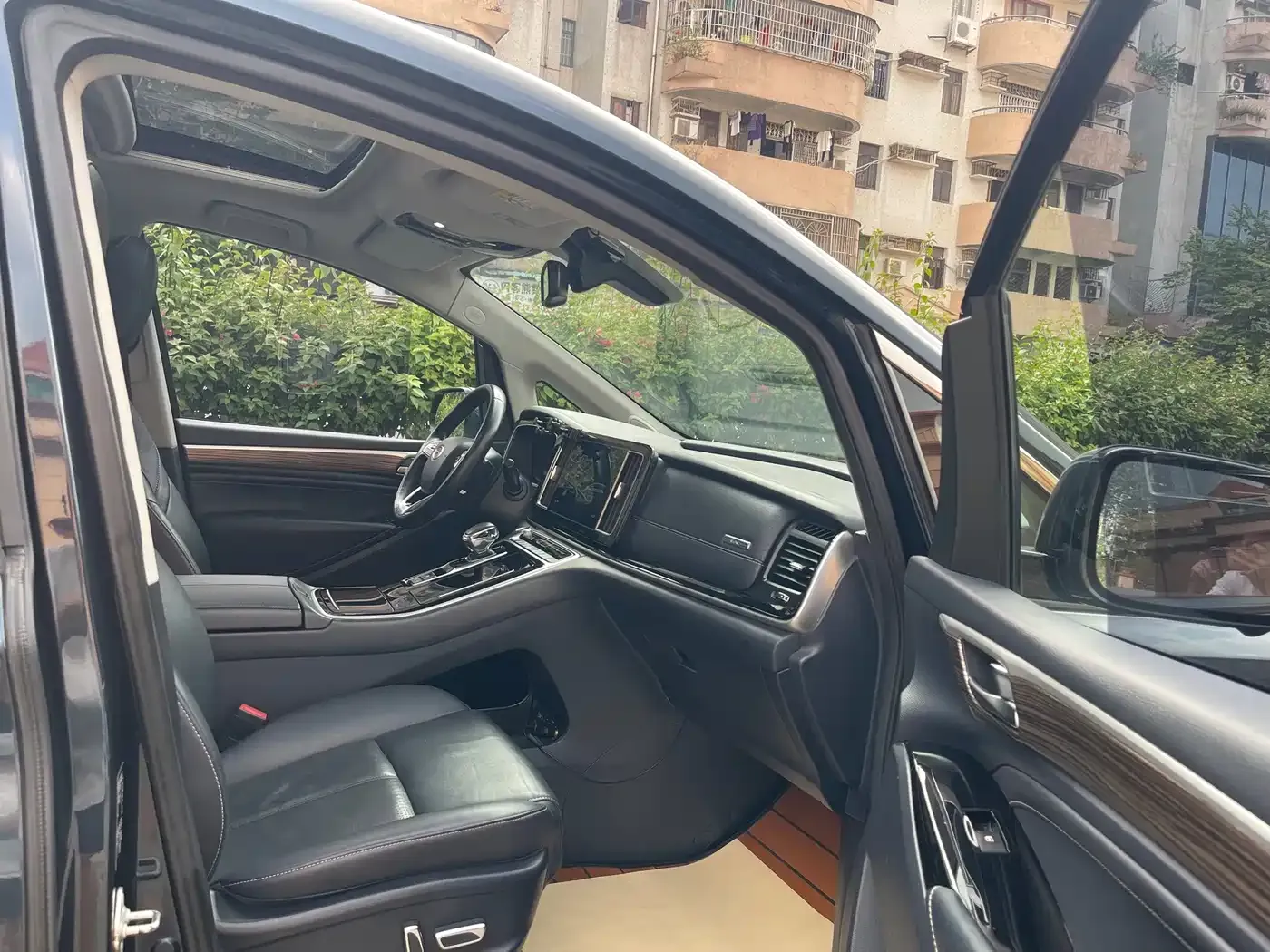 GAC Trumpchi M8 Leading Show Series 390T Ultimate Edition 2021 — фото 11
