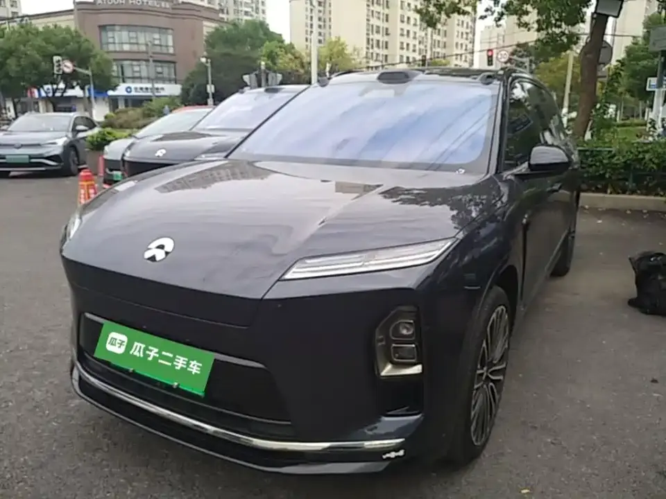 NIO ES8 Base Model 2025